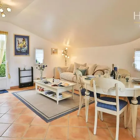 La Viniere - Avec Piscine *