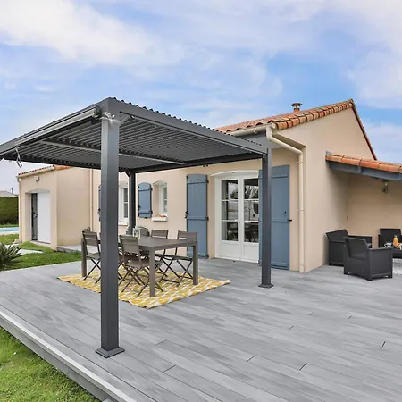 Hébergement de vacances La Vinière - Avec Piscine